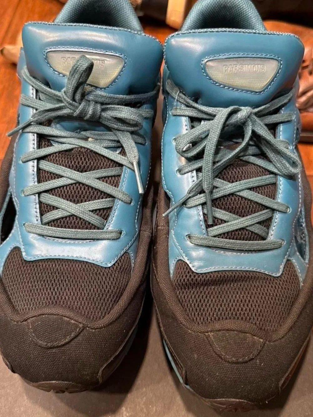 Raf Simons x Adidas FW18 Ozweego Replicant Sneakers - Picture 2 of 8